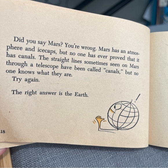 Vintage Aarow Book of Science Riddles small softcover Rose Wyler - Picture 8 of 9